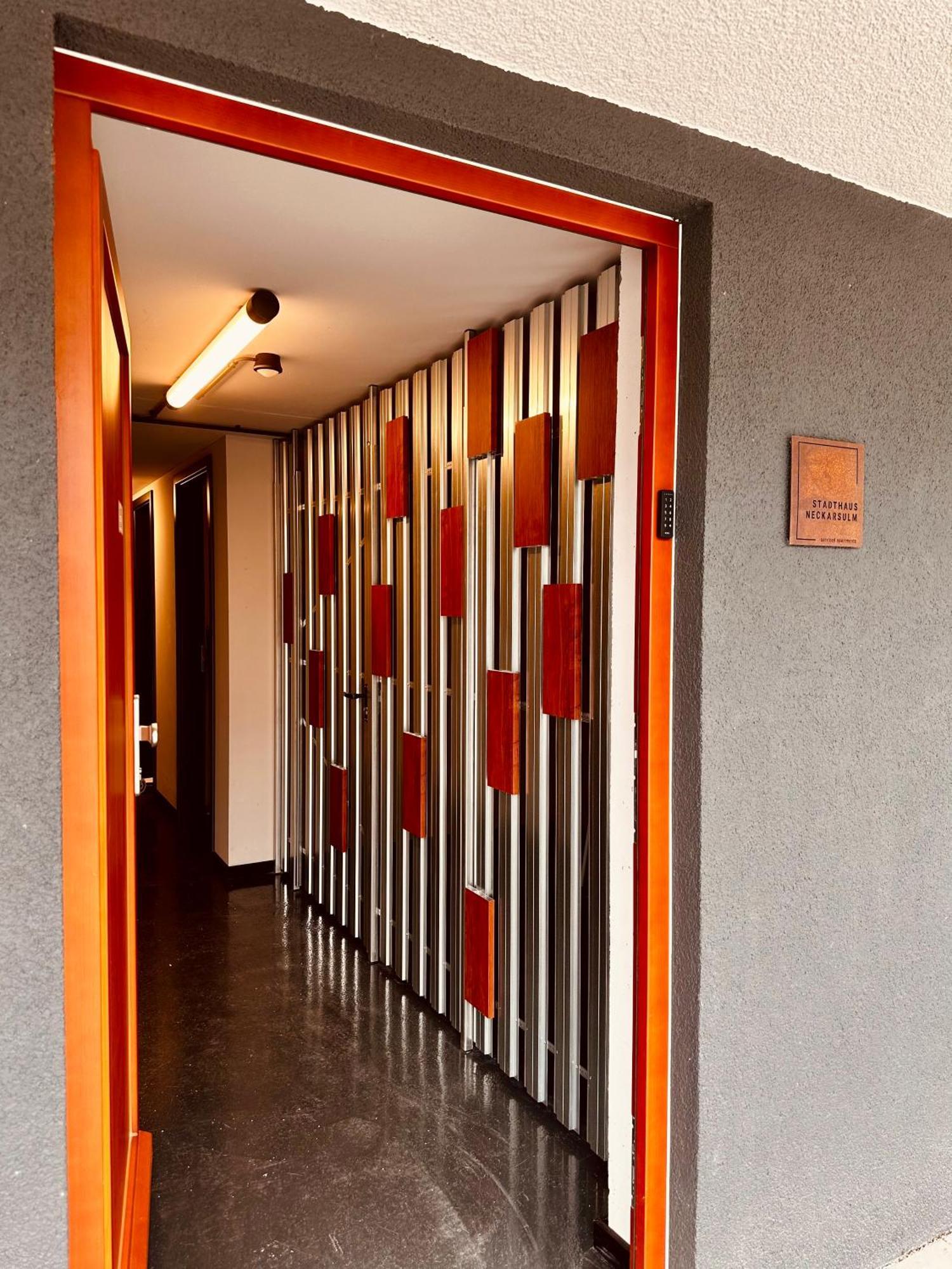 Stadthaus Neckarsulm Serviced Apartments - Stadthaus Heiner Esterno foto