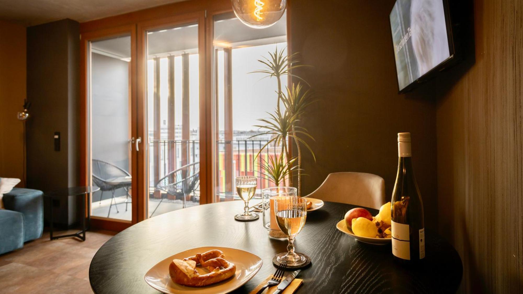 Stadthaus Neckarsulm Serviced Apartments - Stadthaus Heiner Esterno foto